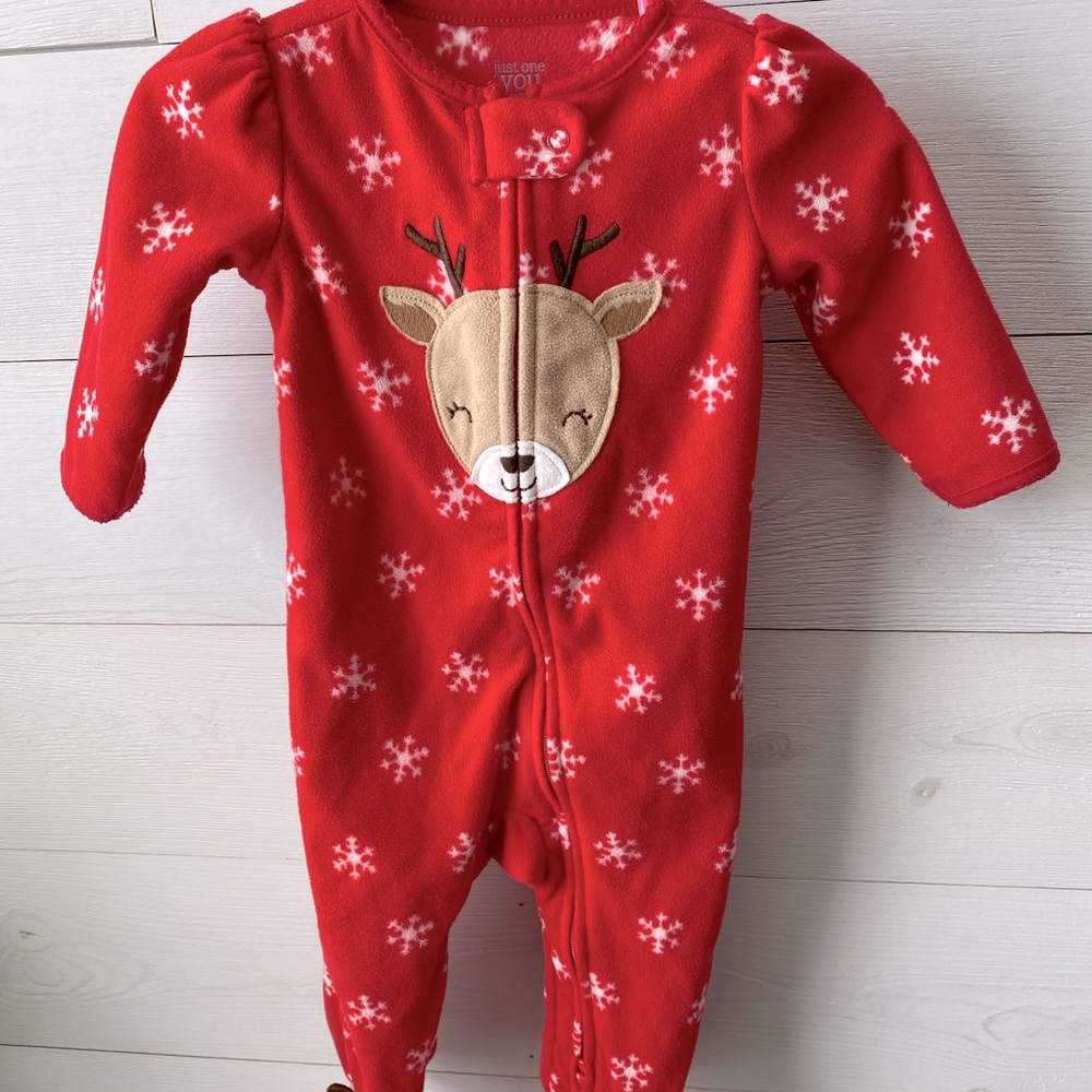 Merry Christmas! Reindeer Warm and Fuzzy Baby Pajamas. ❤️💚